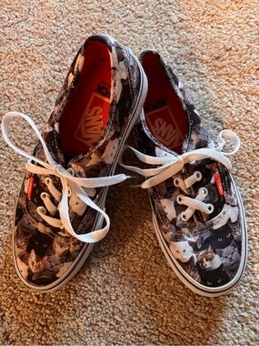 Vans Cat Print Low-Top Sneakers - Black/White/Red